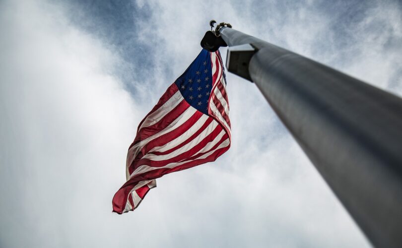 Glas en geluidswering langs spoorlijnen