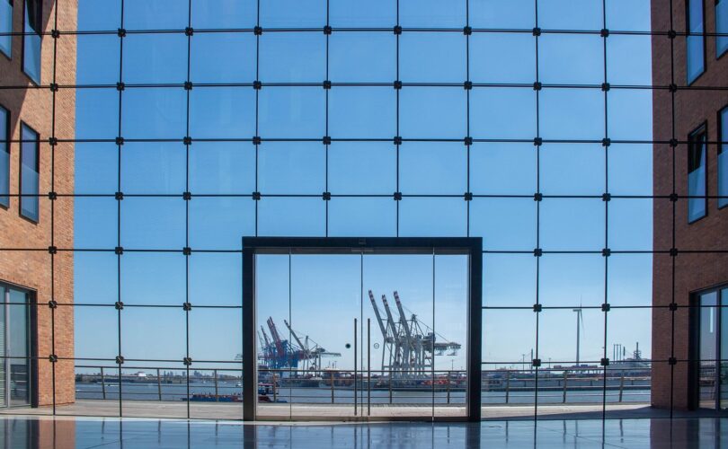 Glas en geluidslekken in huis